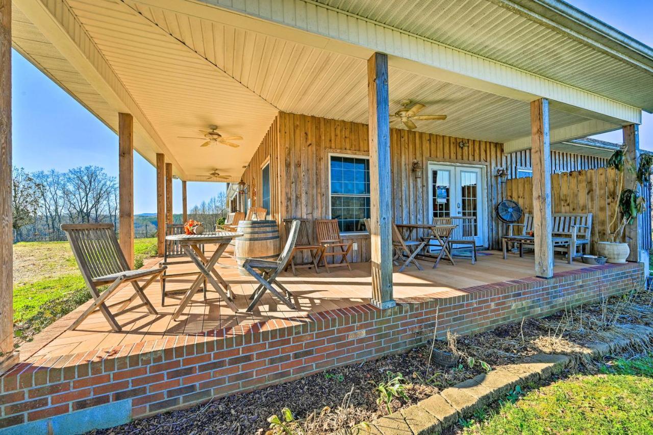 Villa Breathtaking Elkin Getaway With Vineyard Views! Exterior foto